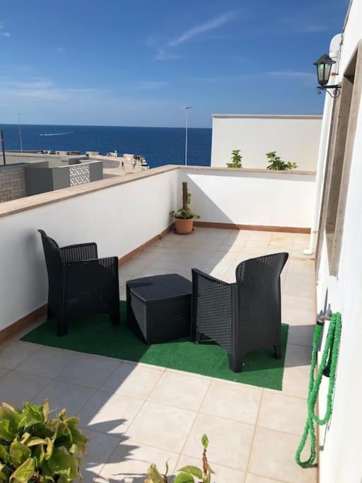 La Casa Di Gio Con Terrazzino Panoramico Apartamento Polignano a Mare Exterior foto